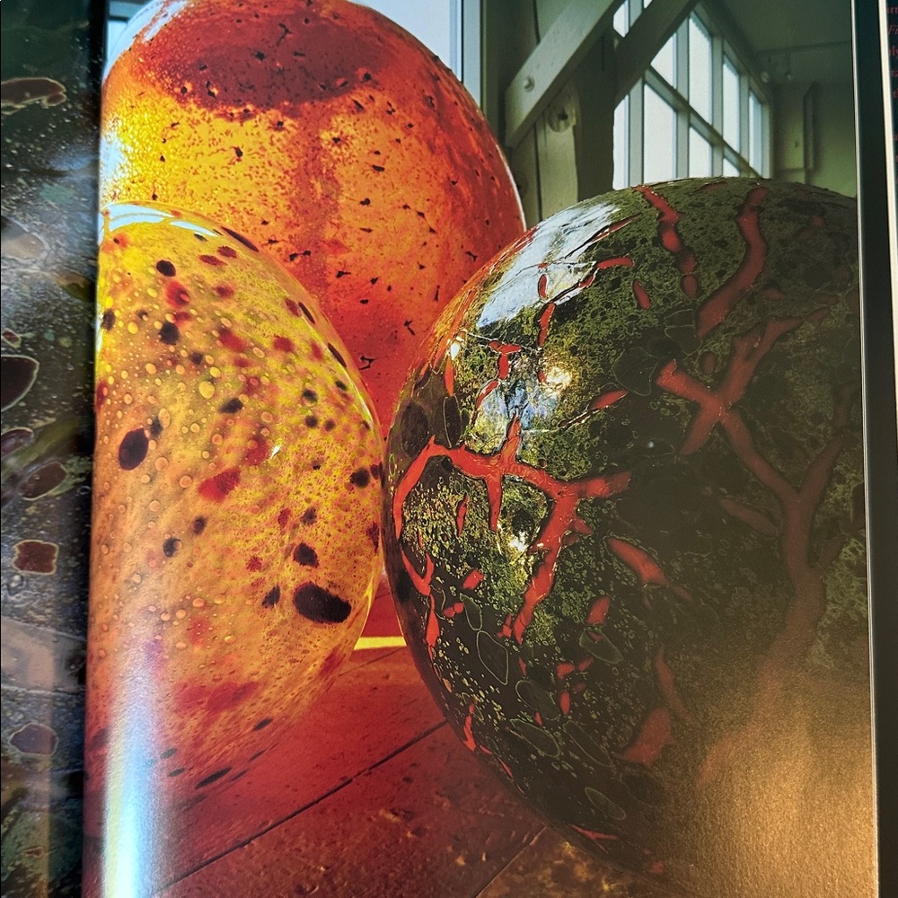 Chihuly “Form From Fire “ Glass Artist Art Book Stunning Photos